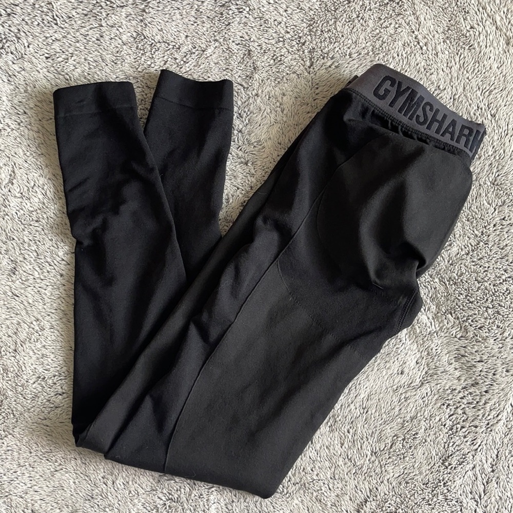 black gymshark leggings